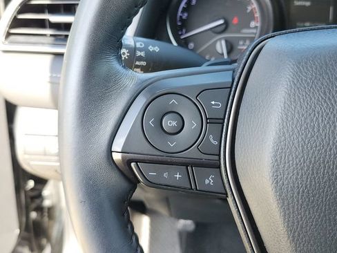 Used 2022 Toyota Camry SE FWD image 31