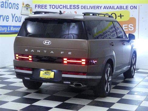Used 2024 Hyundai Santa Fe Limited image 8