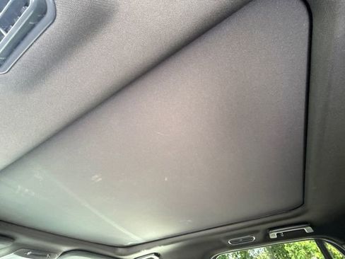 Used 2024 Ford Expedition Limited RWD image 16
