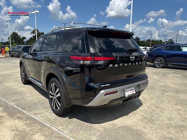 Certified 2025 Nissan Pathfinder Platinum w/ Cargo Package FWD image 5