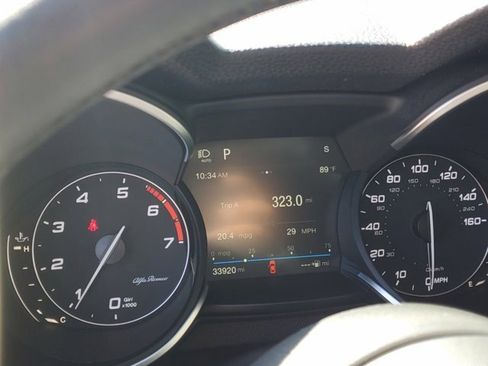 Used 2018 Alfa Romeo Stelvio Ti image 23