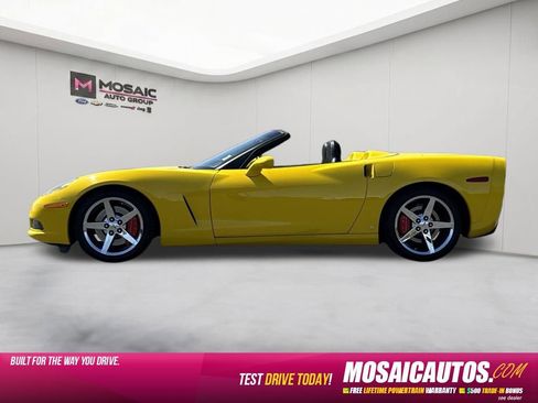 Used 2007 Chevrolet Corvette Convertible w/ Preferred Equipment Group RWD image 5