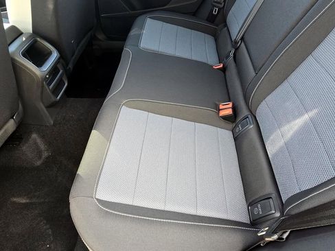 Used 2025 Volkswagen Taos S FWD image 31