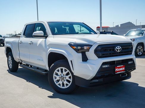 New 2025 Toyota Tacoma SR5 image 13