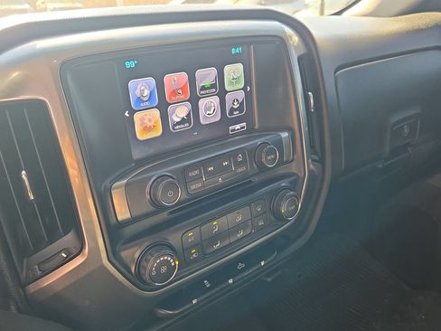 Used 2018 Chevrolet Silverado 1500 LT w/ Trailering Package RWD image 16