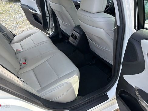 Used 2017 Toyota Avalon XLE image 29