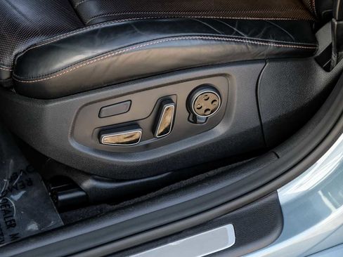 Used 2018 Genesis G80 3.3T Sport image 31