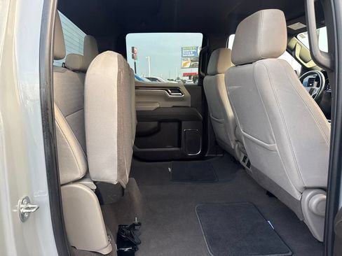 Used 2024 Chevrolet Silverado 1500 LT AWD/4WD image 12
