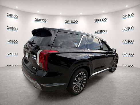 Used 2024 Hyundai Palisade Calligraphy FWD image 7