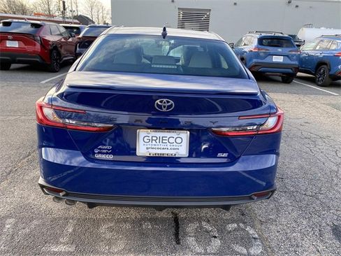 New 2026 Toyota Camry SE image 4