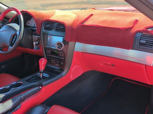 Used 2002 Ford Thunderbird image 26