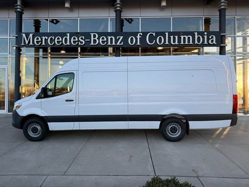 New 2025 Mercedes-Benz Sprinter 2500 image 8