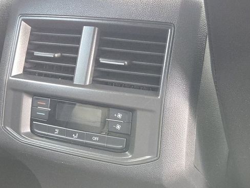 Used 2022 Volkswagen Atlas SE image 7