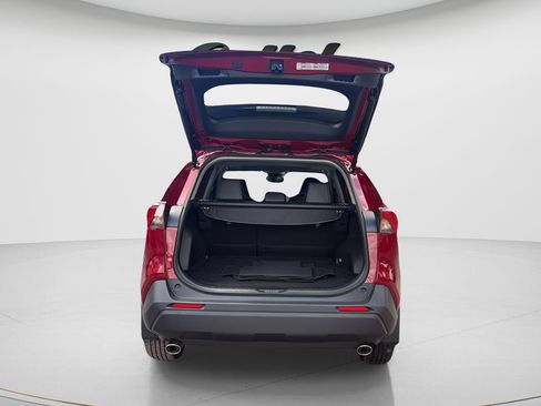 Used 2025 Toyota RAV4 XLE Premium FWD image 9