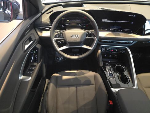 New 2025 Audi Q5 Premium Plus image 16
