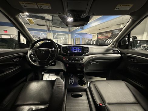 Used 2023 Honda Ridgeline RTL image 19