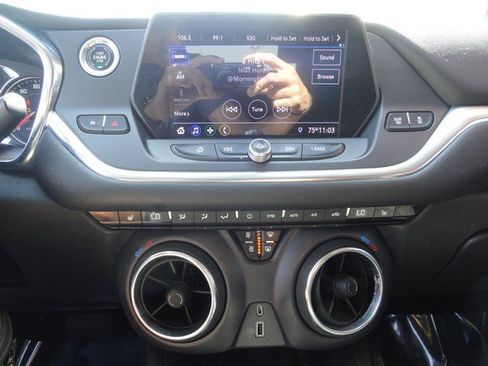 Used 2020 Chevrolet Blazer LT AWD/4WD image 14
