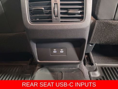 Certified 2025 Nissan Rogue SV AWD/4WD image 9