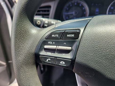 Used 2020 Hyundai Elantra SE w/ Cargo Package (C1) FWD image 23