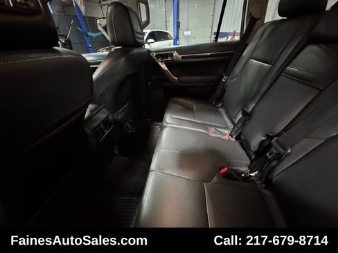Used 2016 Lexus GX 460 image 41