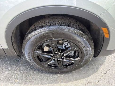 Certified 2024 Chevrolet Blazer LT w/ Convenience Package FWD image 14