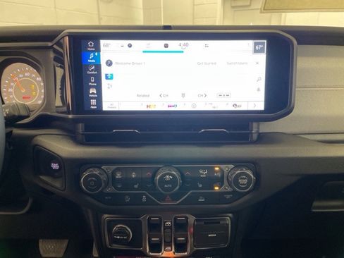 New 2026 Jeep Gladiator Willys image 12