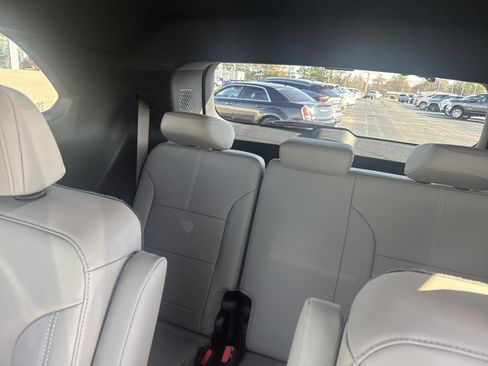 New 2026 GMC Acadia Elevation w/ Elevation Premium Package image 13