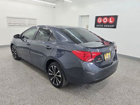 Used 2018 Toyota Corolla SE FWD image 4