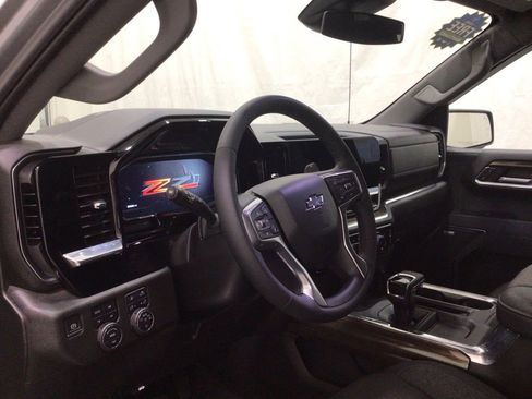 Used 2023 Chevrolet Silverado 1500 RST w/ Convenience Package II image 11