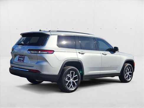New 2025 Jeep Grand Cherokee L Limited w/ Trailer Tow Package image 2