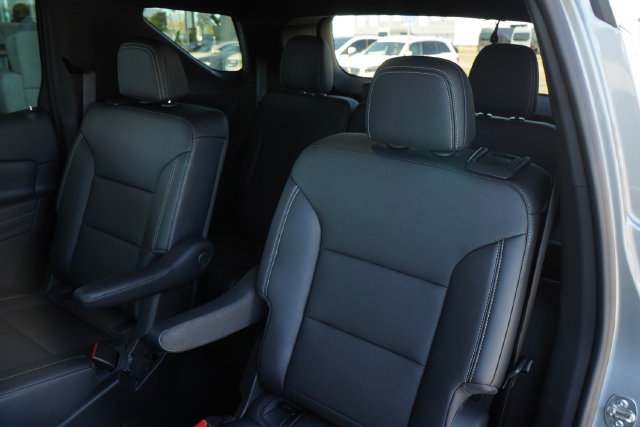 Used 2026 Chevrolet Traverse LT FWD image 22