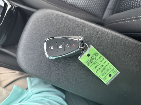 New 2025 Chevrolet Trax LT w/ Driver Confidence Package image 31