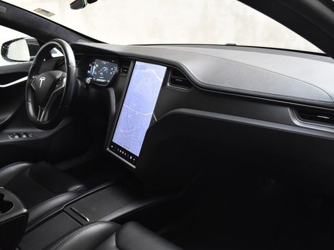 Used 2018 Tesla Model S 75D image 27