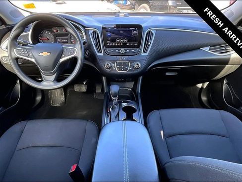 Used 2023 Chevrolet Malibu LT image 7