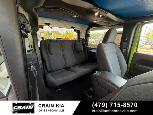Used 2025 Jeep Wrangler Sport AWD/4WD image 27