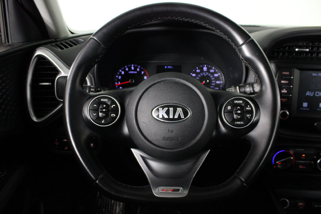 Used 2020 Kia Soul GT-Line w/ GT 2.0L Power Sunroof Package FWD image 9