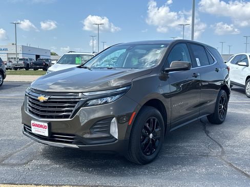 Certified 2023 Chevrolet Equinox LT AWD/4WD image 2