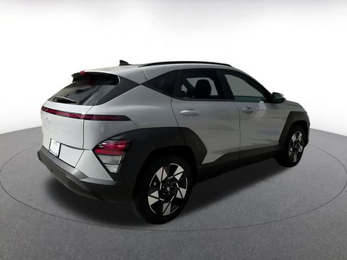 Used 2025 Hyundai Kona SEL image 15