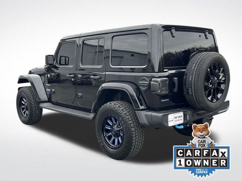 Used 2022 Jeep Wrangler Unlimited Sahara image 6