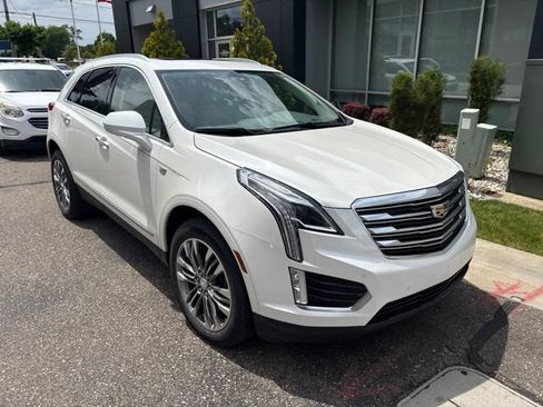Used 2018 Cadillac XT5 Premium Luxury AWD/4WD image 1