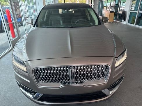Used 2019 Lincoln Nautilus Reserve FWD image 2