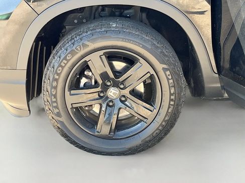 Used 2023 Honda Ridgeline Black Edition image 32
