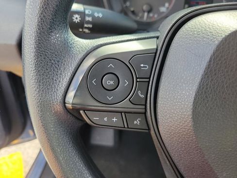 Used 2023 Toyota Corolla LE image 19