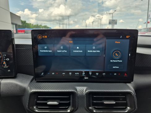 Used 2025 Ford Mustang Coupe RWD image 29