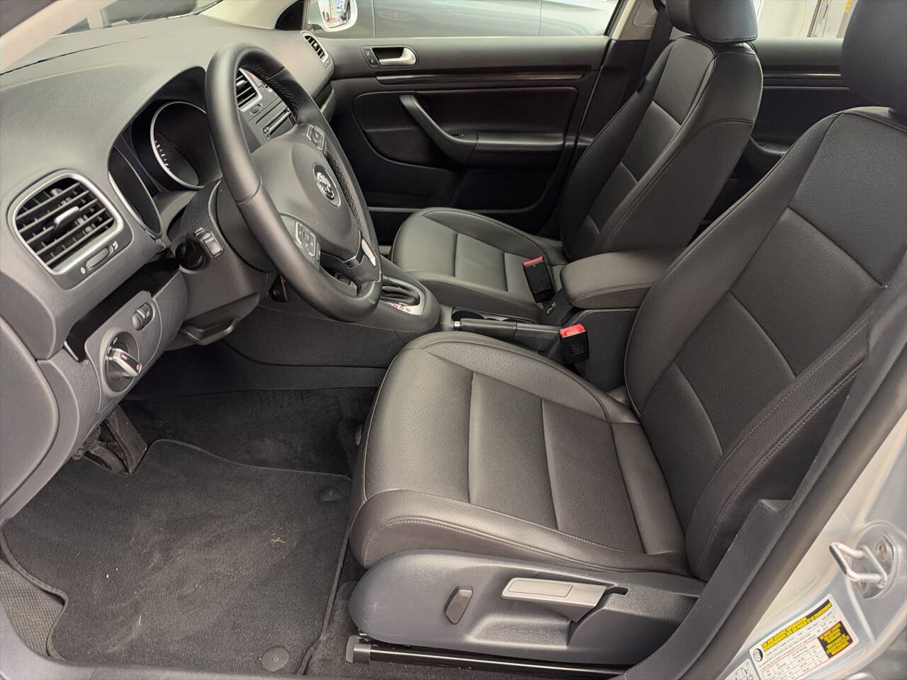 Used 2014 Volkswagen Jetta SE FWD image 11