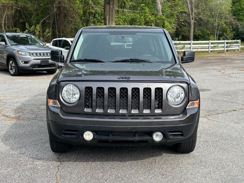 Used 2014 Jeep Patriot Sport w/ Power Value Group image 2
