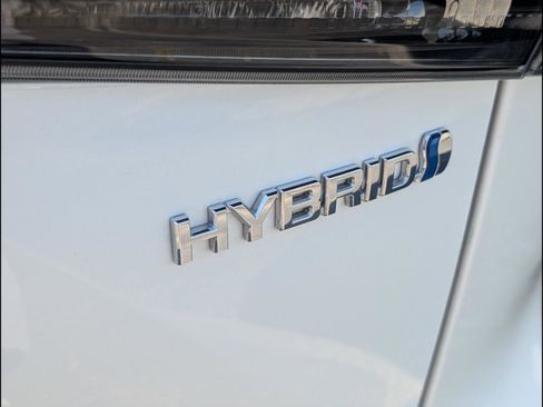 Used 2020 Toyota Highlander XLE image 8