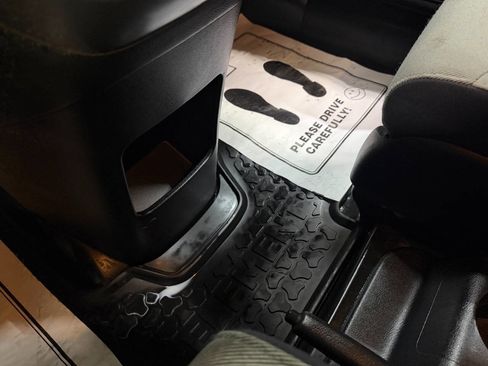 Used 2008 Honda Element LX image 37