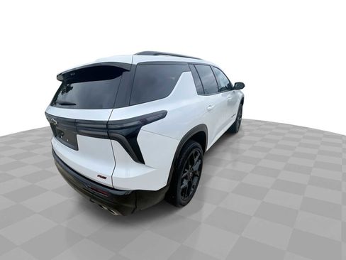 Certified 2024 Chevrolet Traverse RS image 8