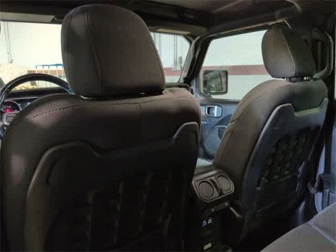Used 2021 Jeep Wrangler Unlimited Rubicon 4xe w/ Advanced Safety Group image 18